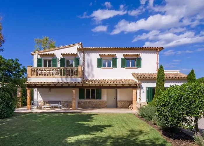 Villa La Telaranya - Luxury With Heated Pool Close To Port Pollenca Port de Pollença