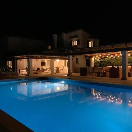 La Telaranya - Luxury With Heated Pool Close To Port Pollenca