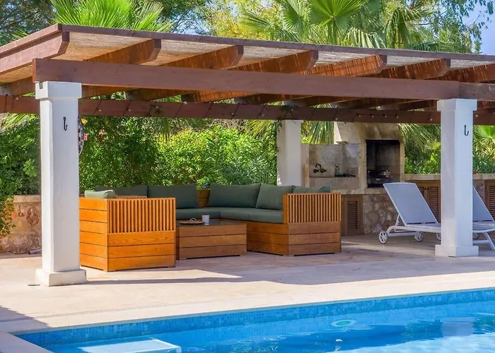 Villa La Telaranya - Luxury With Heated Pool Close To Port Pollenca Port de Pollenca